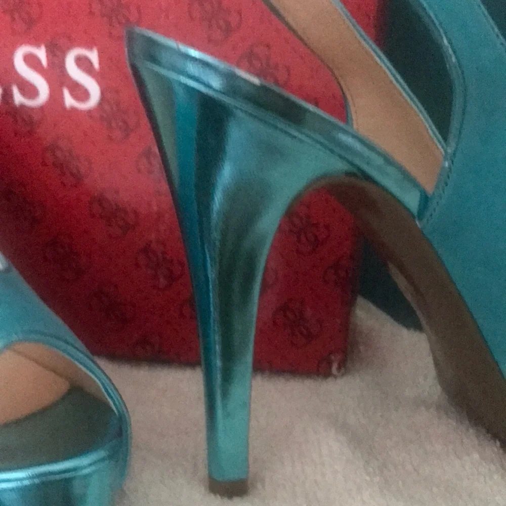 GUESS Turquoise Peep-Toe Slingback Platform Heels
